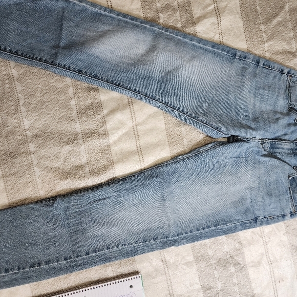Denizen from Levi's Men's Skinny Jeans - Light Blue - Picture 3 of 3